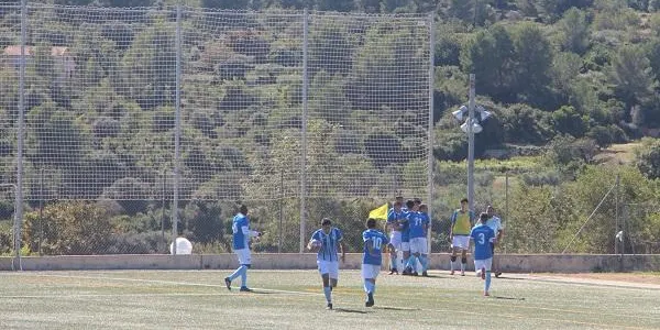 La Riera guanya al Torreforta i recupera la 4a plaça (3-2)
