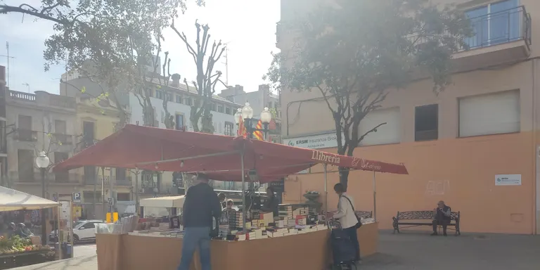 Cinc autors arenyencs signaran llibres per Sant Jordi