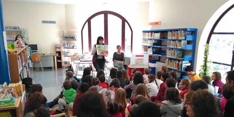 Nova sessió de l'Atrapacontes, amb l'Associació de donants de sang de l'Urgell