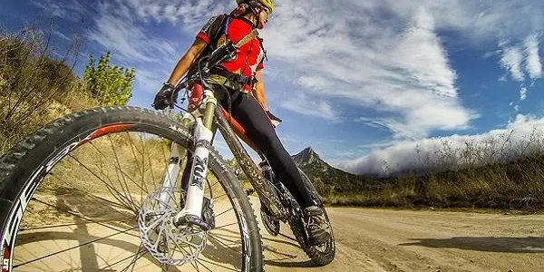 La diada de la Penya Ciclista d’Altafulla celebra la XXXII Pujada a l’Ermita de Sant Antoni
