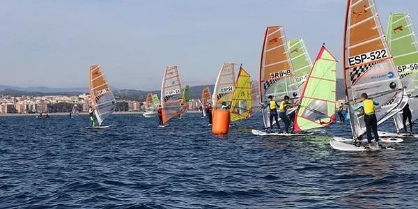 Els regatistes del CM Altafulla demostren el seu nivell a Salou i Torredembarra
