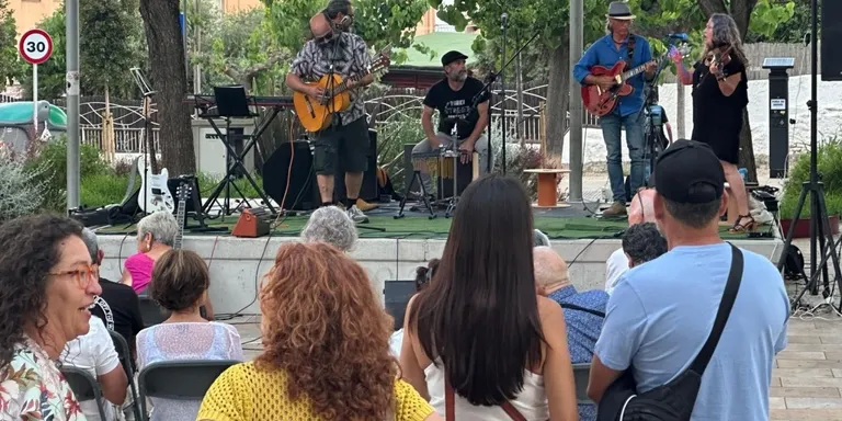 Jam Session & Micròfon Obert aquest dijous a la plaça Catalunya