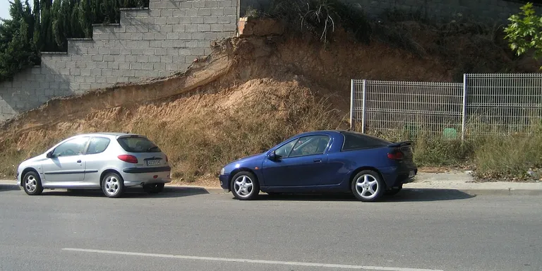 En marxa les obres de millora a Can Mir i Cova Solera