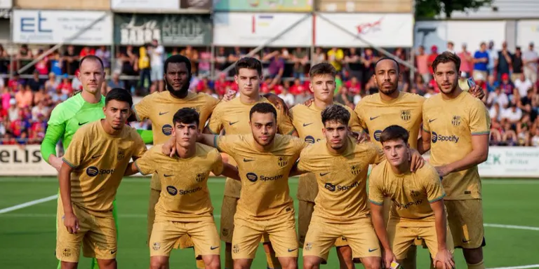 L’Olot planta cara al Barça i tanca un centenari de luxe (1-1)