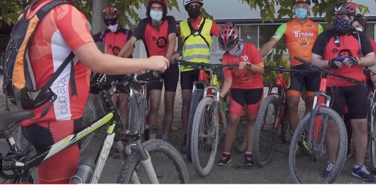 El ciclista Jaume Rovira impulsa de nou el repte solidari amb el Grup Ciclista Alba