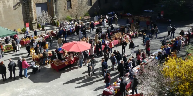 L'empresa de Freixinet Auba Decoració rep el guardó l'Abella Rinerenca
