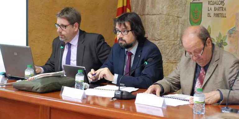 Agramunt adquireix 21 ordenadors portàtils per les famílies que no tenen cap dispositiu per connectar-se a nivell escolar