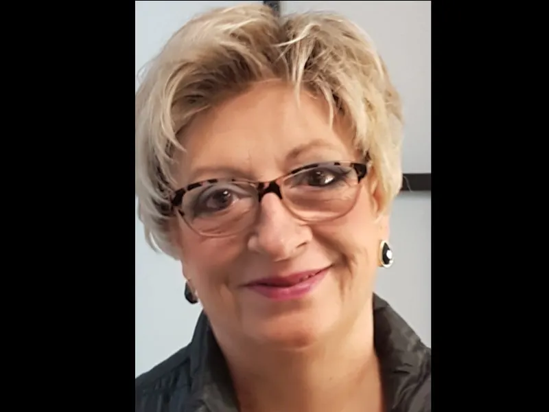 Mor Inés Martín, copropietària de la Perruqueria Ponsico