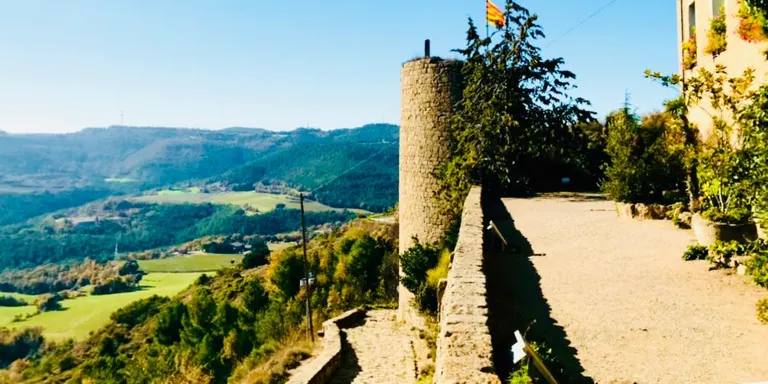 Les torres i els castells centraran el dotzè Concurs de fotografia El Solsonès