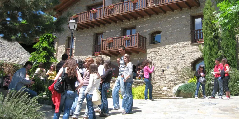 Alumnes de turisme de Barcelona visiten l'Alt Urgell
