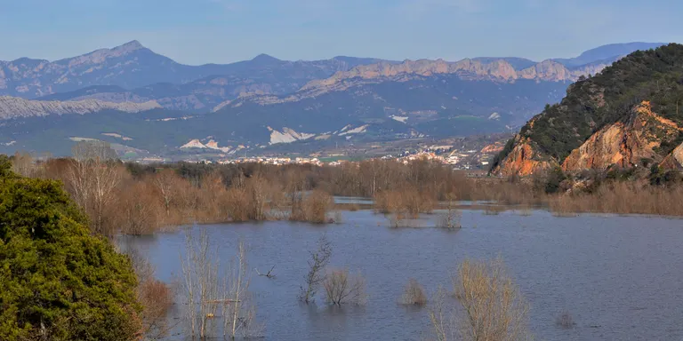 La canonada pels regs de compensació a Peramola i Bassella, en punt mort