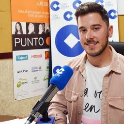 El utrerano Antonio Toro cuenta en COPE Utrera cómo ha transformado la manera de leer - episode art