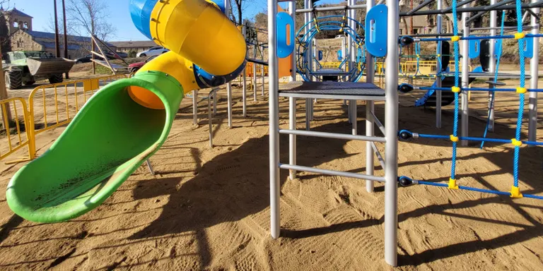 Solsona reobre avui al públic el parc infantil del Casal Cívic després de la seva reforma