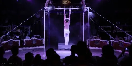 Us tornem a convidar a viure el nou show #THEMAGICFORMULA del Circ Raluy Legacy a Rubí