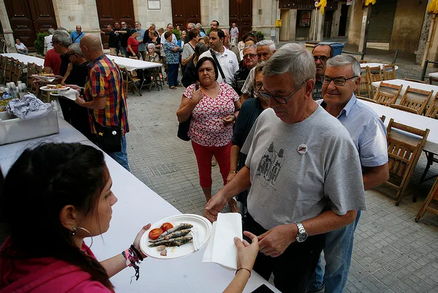 1a edició de l’esmorzar de veremadors a la plaça del Blat