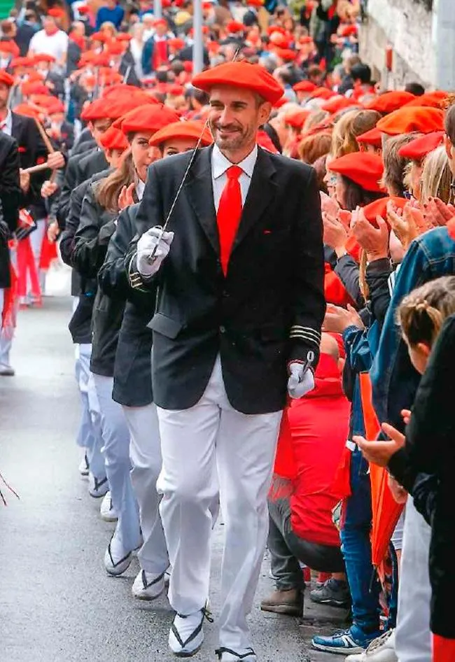 PATXI PÉREZ GOÑI SUSTITUYE A MAITE VERGARA COMO GENERAL DEL ALARDE PÚBLICO