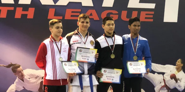 Gerard Gombau, medalla d'or a la Lliga Mundial de Karate per a Joves