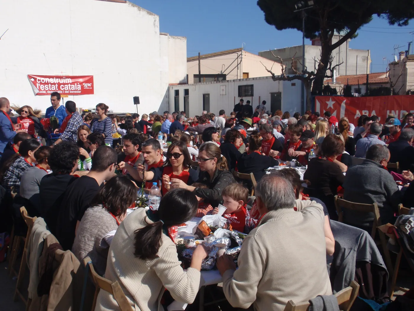 Aquest diumenge, calçotada independentista d’ERC a la Plaça del Círcol