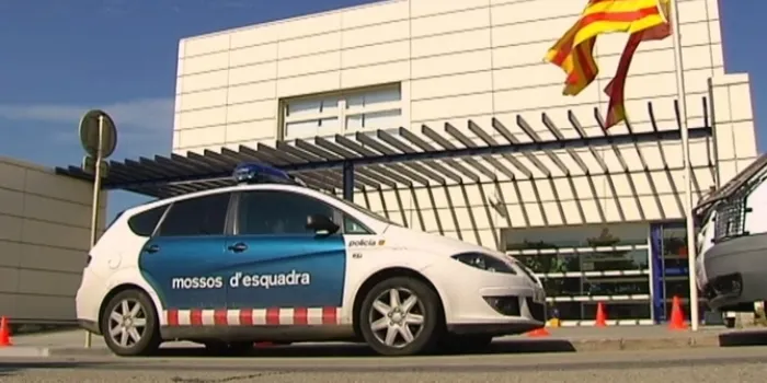 Detenen tres homes acusats d’haver violat en grup una noia a Blanes