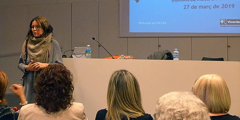La Fundació Vicente Ferrer explica la tasca que fa per les dones de l’Índia rural