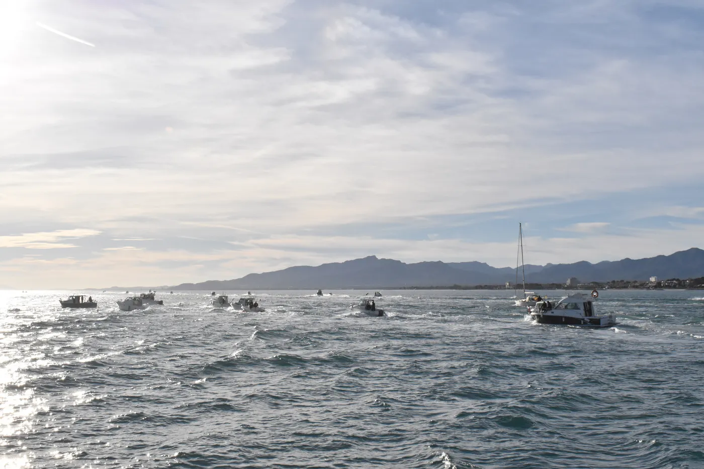 Rècord de participació al 10è Concurs de Pesca del Calamar del Club Nàutic Cambrils
