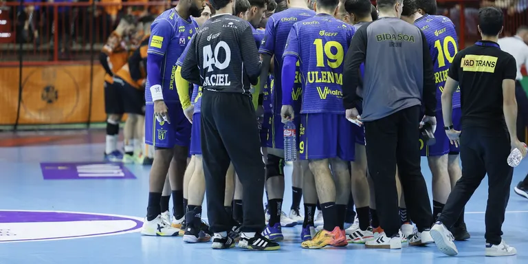 LA BOCINA DUELE MÁS QUE LA DERROTA EN TORRELAVEGA