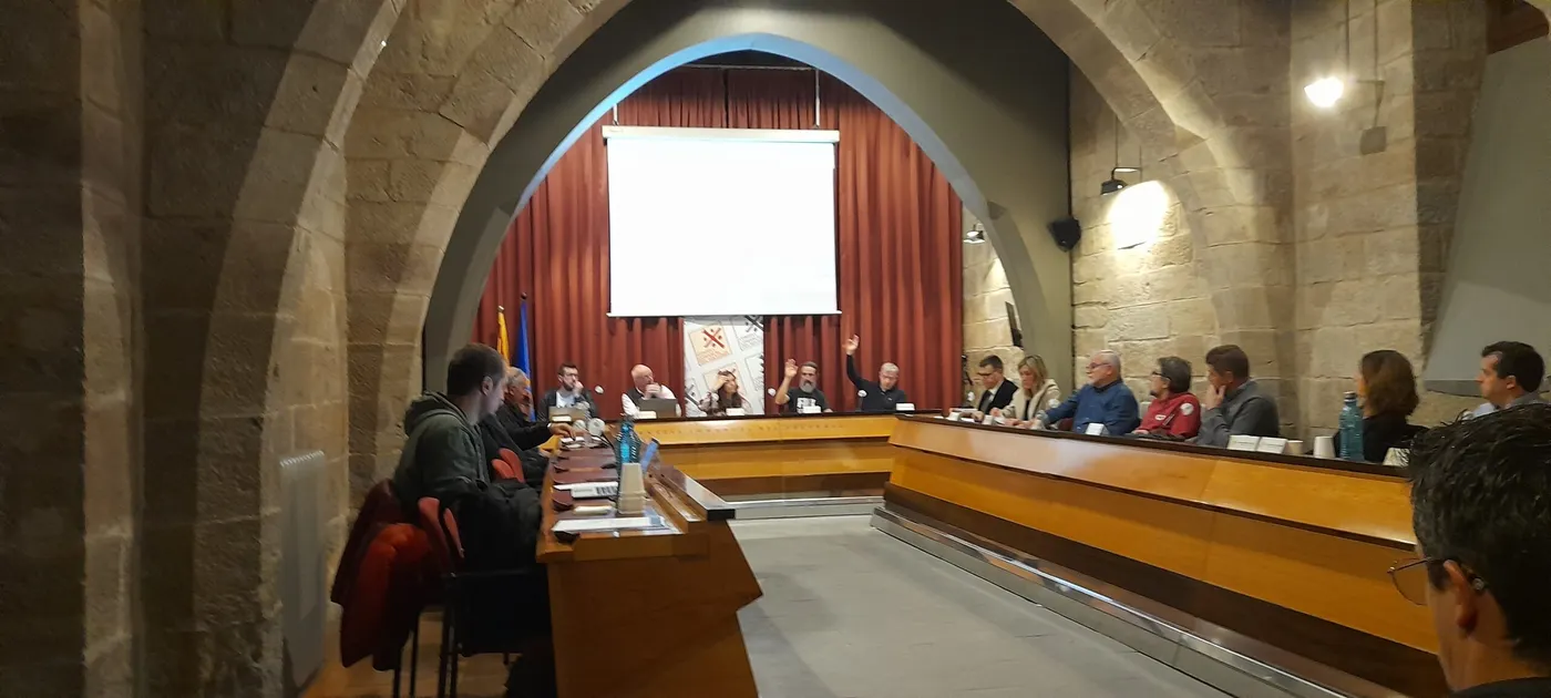 El Consell Comarcal aprova un pressupost consolidat de 14,6 milions d'euros per l'any que ve sense cap suport de l'oposició