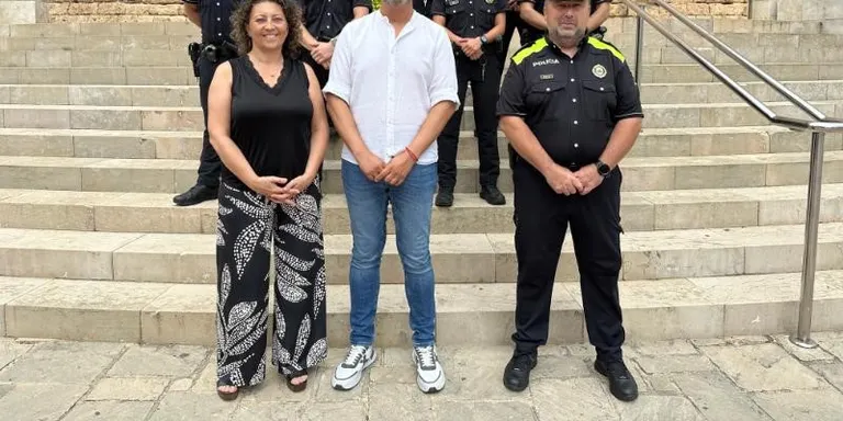 L'Ajuntament dona la benvinguda als nous agents de la policia local