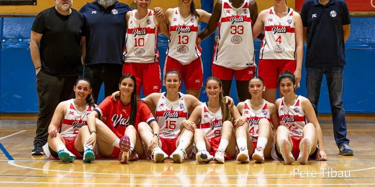 El femení del CB Valls s’acomiada de la lliga amb una victòria