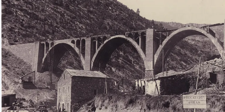 L'exposició commemorativa del pantà d'Oliana arriba a la Seu