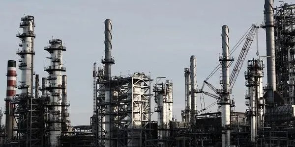El Govern instal·larà tres noves sirenes de risc químic i desplegarà una xarxa de 56 sensors per avaluar la toxicitat en cas de fuita