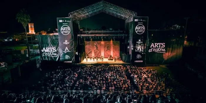 Més d'una vintena de propostes artístiques arriben a la novena edició del Festival d'Arts d'Estiu