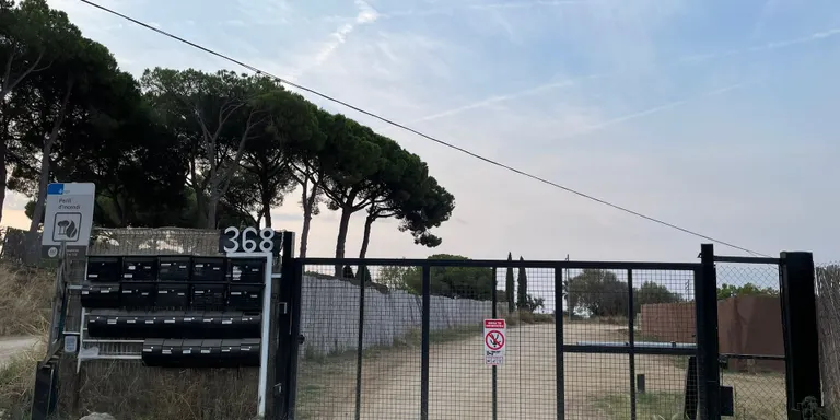 Mataró demana autorització judicial per desallotjar un càmping il·legal ubicat en terrenys rústics al veïnat de Mata