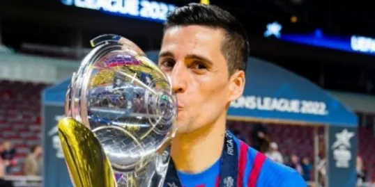 Carlos Ortiz renova amb el Barça
