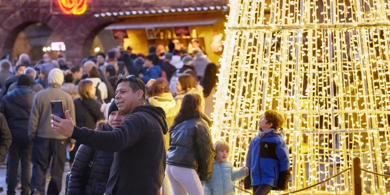 El Mercat de Nadal aplega més de 30.000 visitants al llarg dels sis dies d’activitat