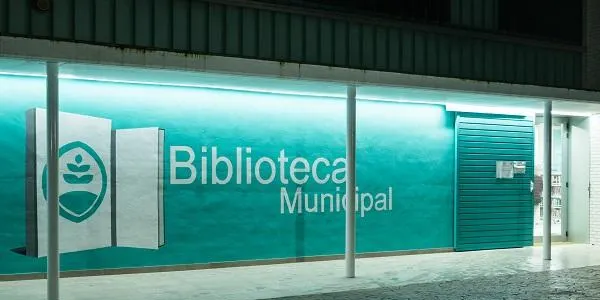 L’Ajuntament d’Altafulla encarregarà un mural per fer l’entrada de la Biblioteca Municipal “més amable i bonica”