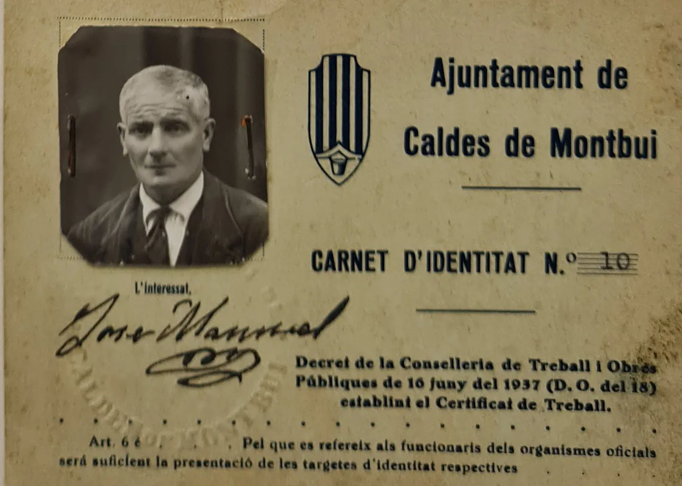 L’Arxiu Històric mostra un expedient de 1939 amb el qual el Franquisme decidia quin personal de l’Ajuntament es podia reincorporar a la feina