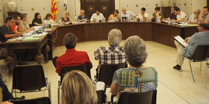 L'Ajuntament de la Seu acorda fer un seguiment i suport de la tasca del Síndic Municipal de Greuges