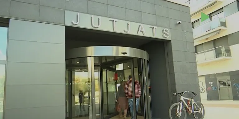 Les trucades d'atenció a la víctima de violència masclista van augmentar un 120% al Vallès Oriental durant el primer confinament