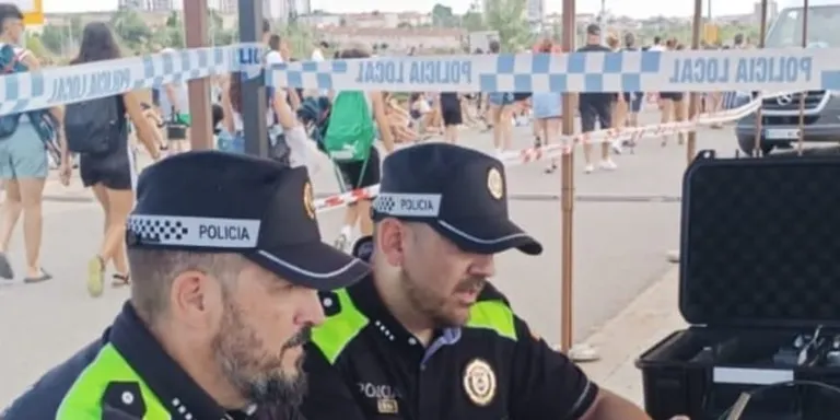 La Policia Local destaca el civisme dels assistents a "Valls mira al cel"