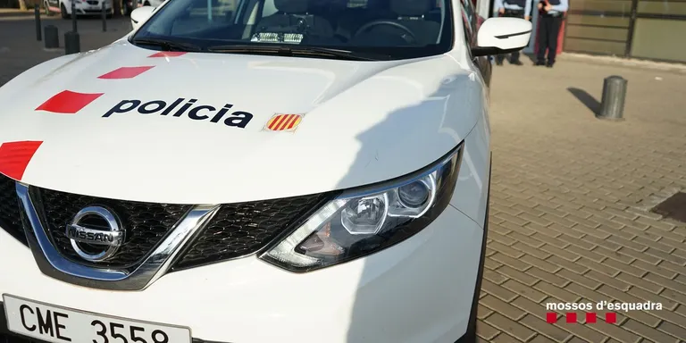 Els Mossos detenen tres joves a Cambrils pel robatori a l’interior d’un vehicle
