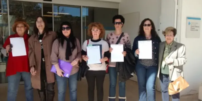 Usuaris del CAP demanen que no marxi l'auxiliar administrativa