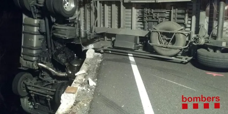 La C-16, en obres els propers dies a l'Alt Berguedà per la bolcada d'un camió