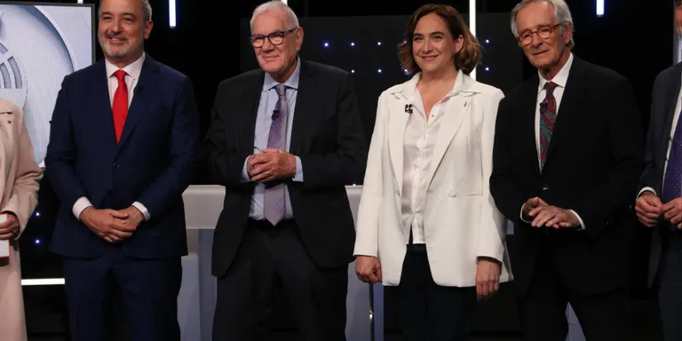 Colau ofereix acords a ERC i PSC, però Collboni descarta fer-la alcaldessa i Maragall li retreu falta de "credibilitat"