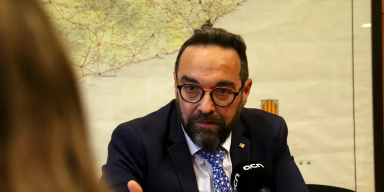 Juli Fernández acusa Raquel Sánchez de fer electoralisme amb la vinyeta i l'insta a "entomar" el futur de les autopistes