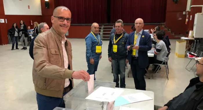Josep Sánchez, ahir durant les votacions (foto: ERC Arenys de Munt)