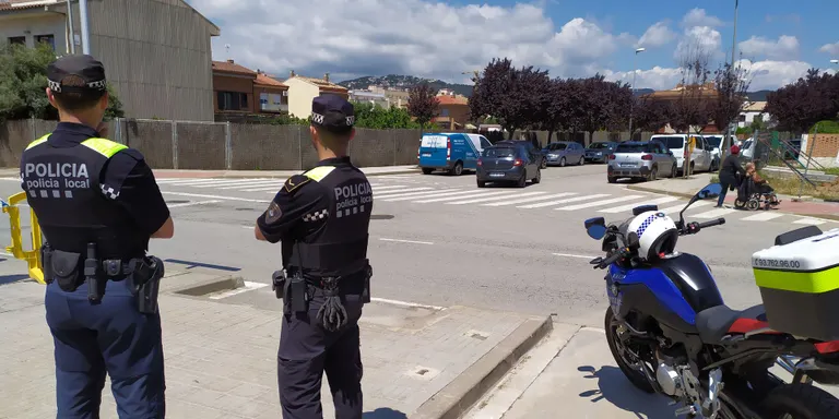 La Policia Local de Pineda denuncia 48 persones per incomplir les limitacions de moviment