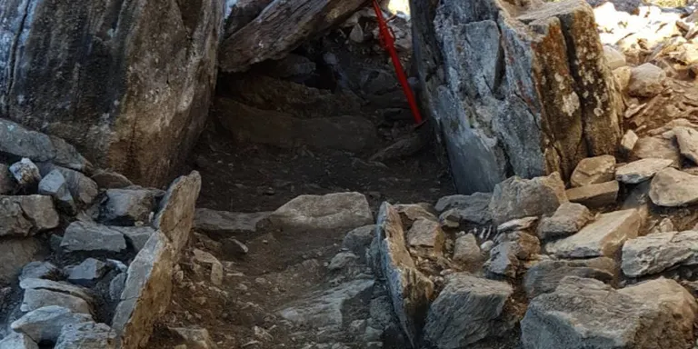 Troballa arqueològica inèdita durant les noves excavacions al dolmen de Bescaran