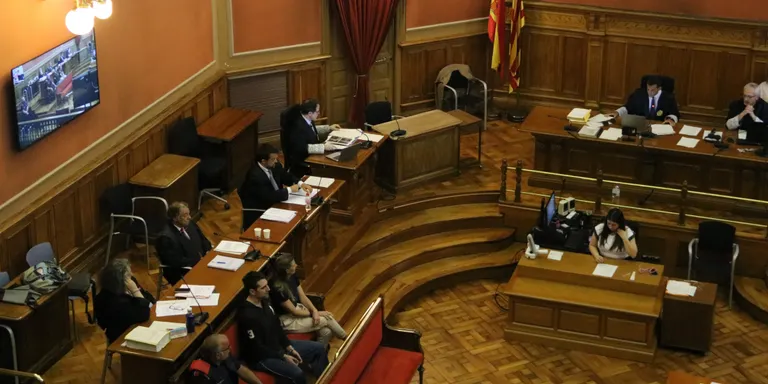 Un jurat comença a jutjar el triple crim de Ciutat Vella el gener del 2020