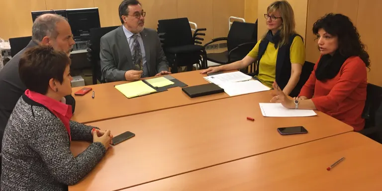 La campanya 'Por una ley justa' arriba al Congrés en forma de proposició no de llei